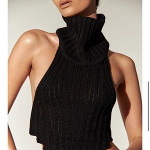 Local European Saro Black Top